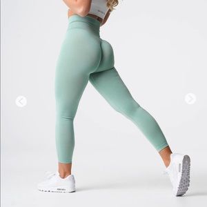 NVGTN Sage Green NV Seamless Leggings